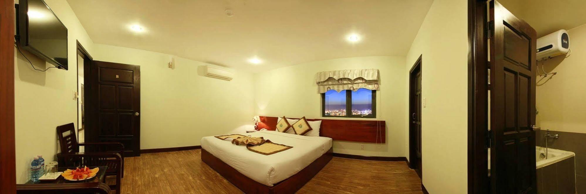 Luna Diamond Hotel Danang Exterior photo
