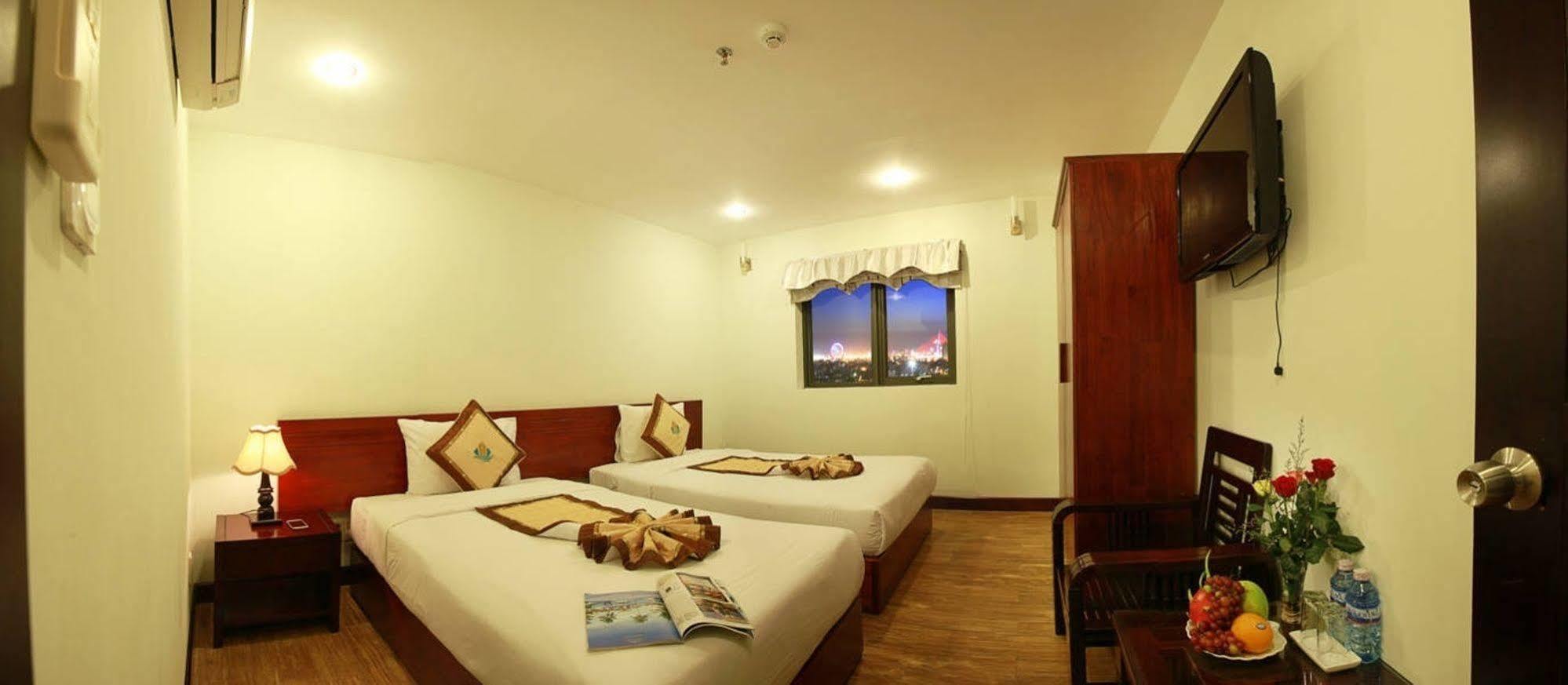 Luna Diamond Hotel Danang Exterior photo